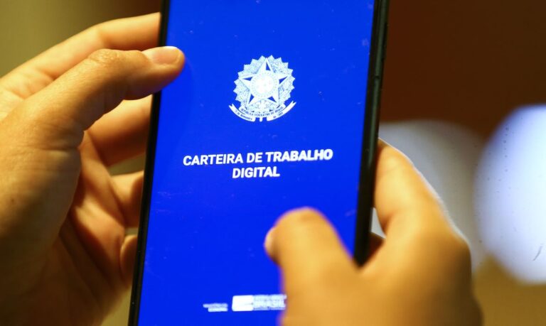 Caged: Brasil gera 313,9 mil empregos formais em setembro.