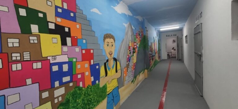 Penitenciária realiza concurso de arte e humaniza espaço escolar.