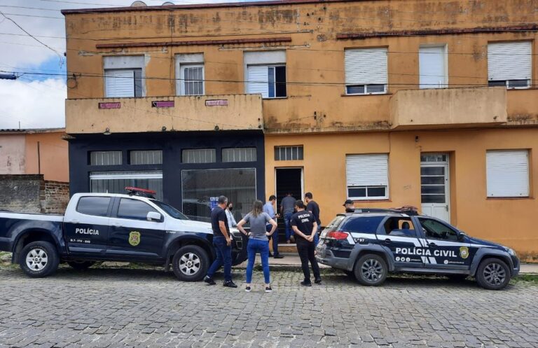 Operação policial prende grupo no RS suspeito de aplicar ‘golpe de nudes’ em Itapeva.