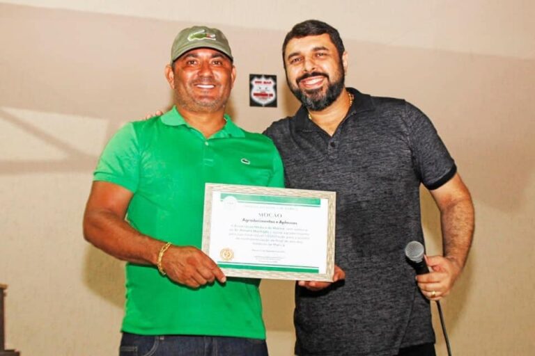 Presidente da Somar, Renato Machado é homenageado pela associação médica de Maricá.