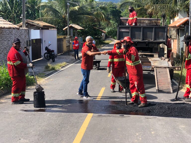 Maricá – Prefeitura atende pedido de indicação  do vereador Xandi de Bambuí  para instalação de redutores