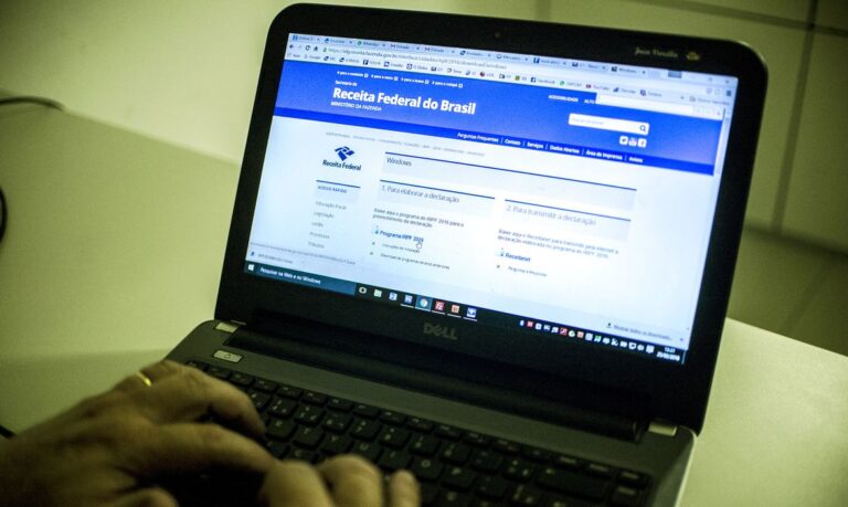 Imposto de renda: 27% de contribuintes ainda não entregaram declaração.